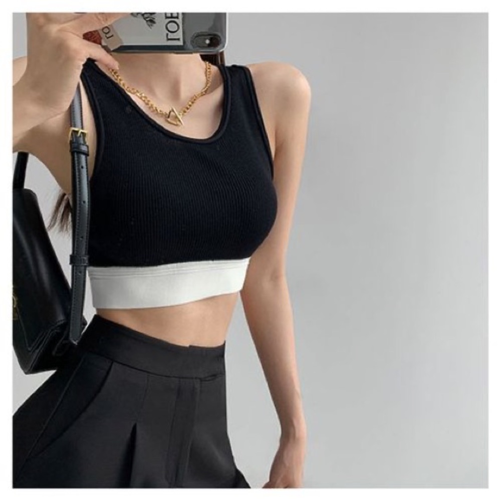 Black and White Knit Crop Tank
